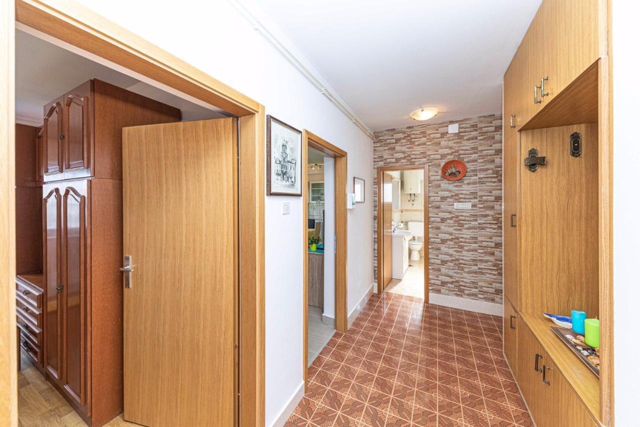 Apartment In Trogir 7406 Exterior foto